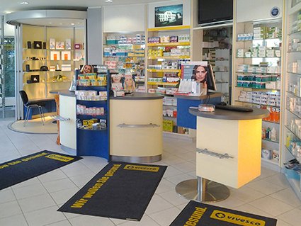 Beratungszylinder in der Sonnen Apotheke, Niedernhausen